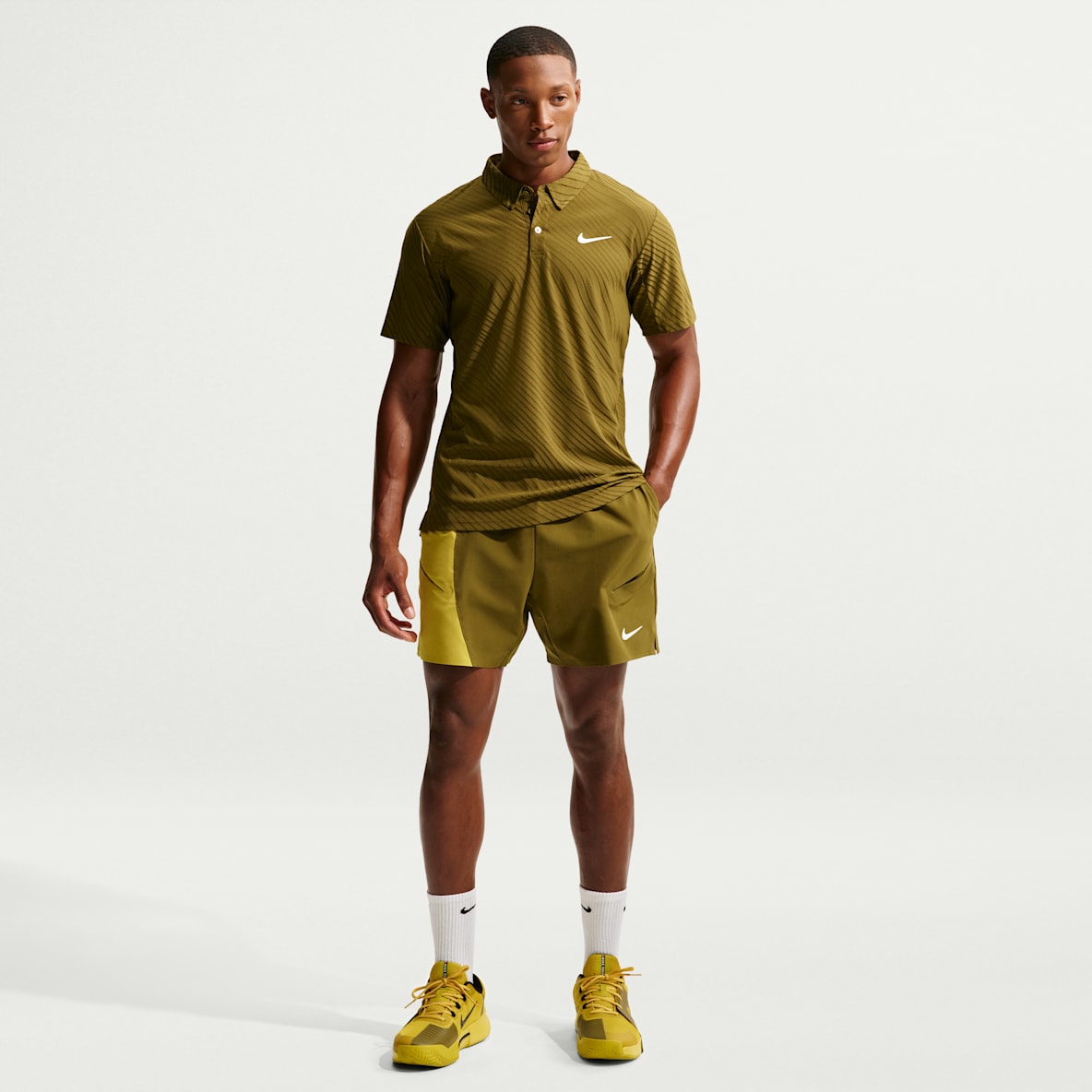 Tennis Clothes, Shoes & Gear. Nike.com